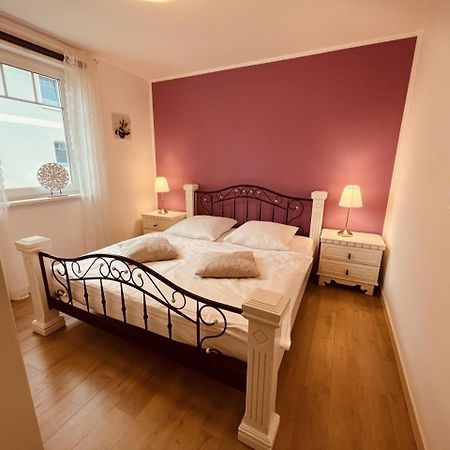 Ferienwohnung Asia In Born Bagian luar foto